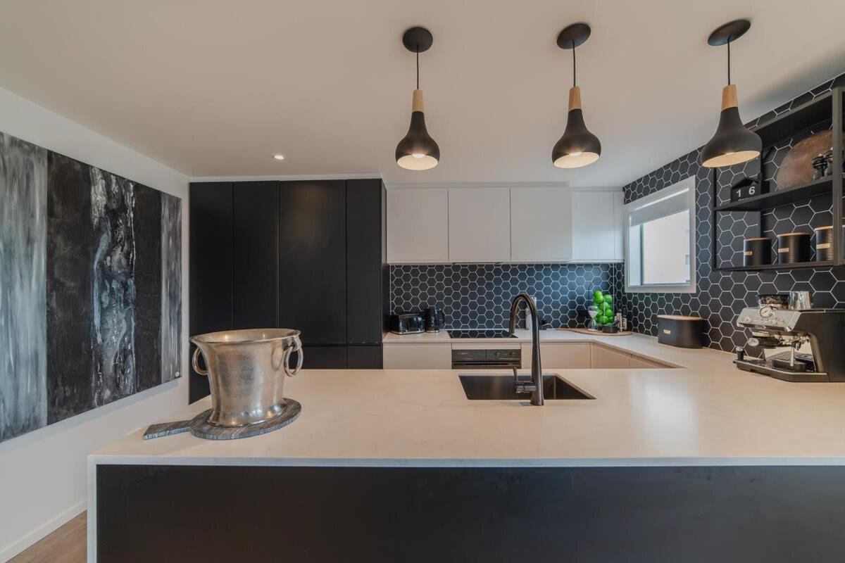 Penthouse Perfection - 2Br Elegance On Worcester St Christchurch Kültér fotó