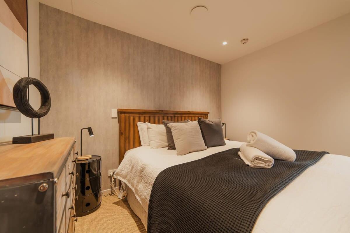 Penthouse Perfection - 2Br Elegance On Worcester St Christchurch Kültér fotó