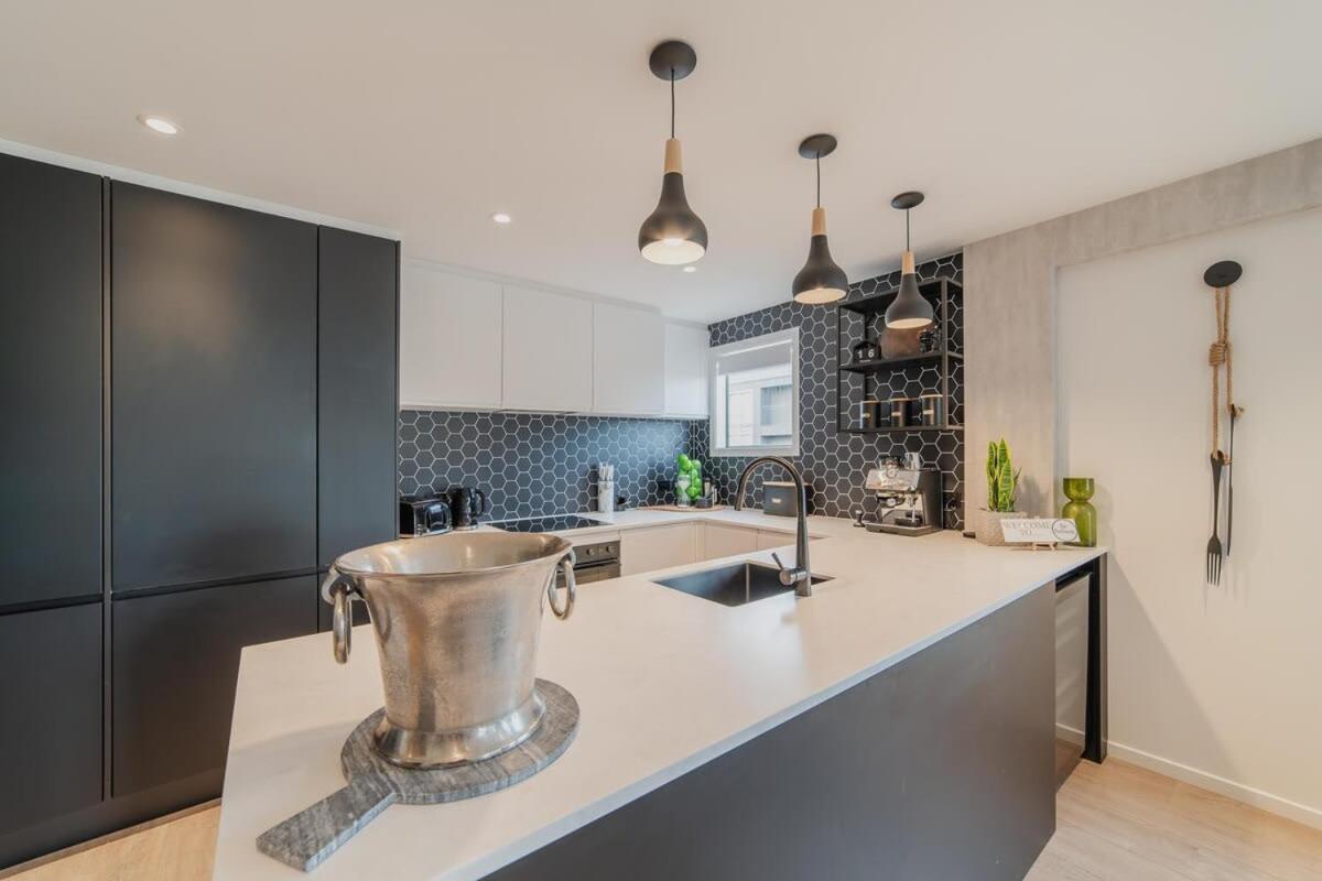 Penthouse Perfection - 2Br Elegance On Worcester St Christchurch Kültér fotó