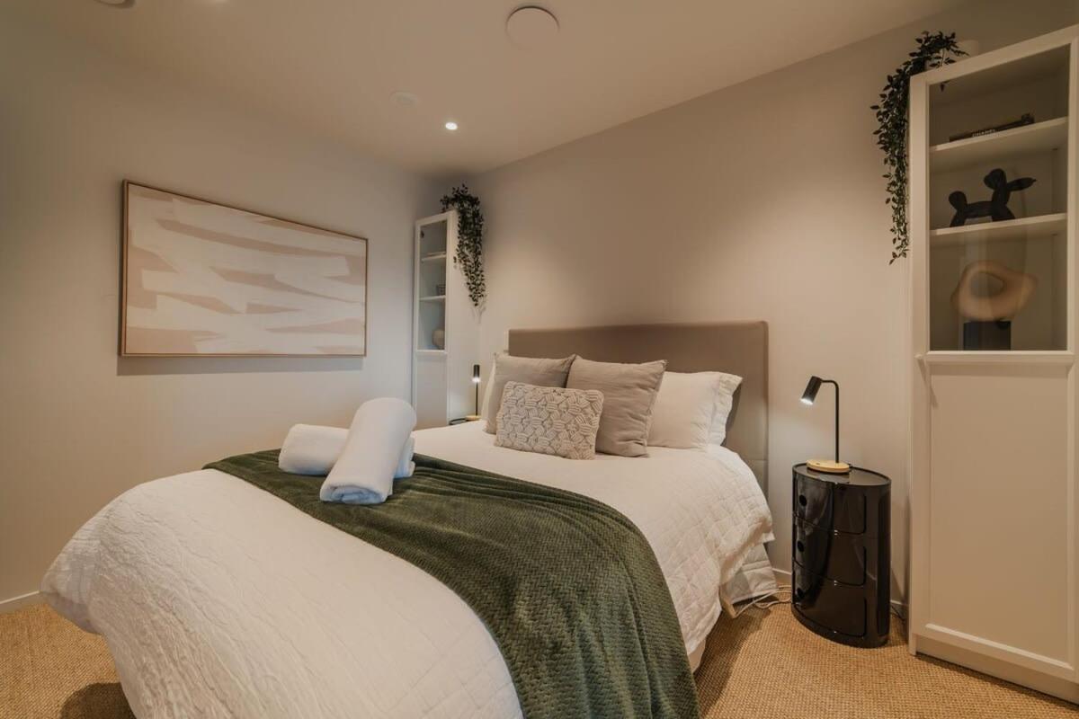 Penthouse Perfection - 2Br Elegance On Worcester St Christchurch Kültér fotó